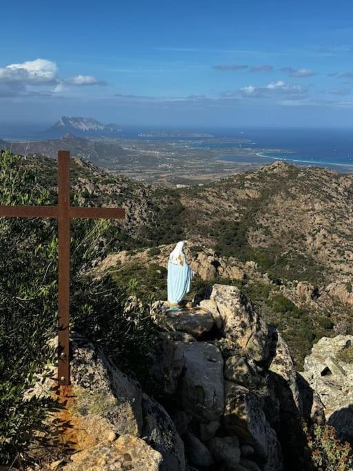 Villetta Laura سان تيودورو المظهر الخارجي الصورة